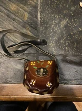 LEATHER PURSE MADE IN MEXICO HAND TOOLED HAND PAINTED CHILD SIZE + SHOLDER STRAP
