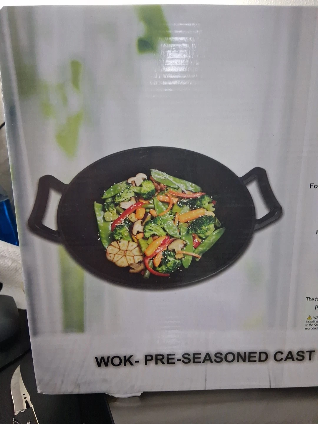 PARINI CAST IRON WOK PRE-SEASONED, 11.5"