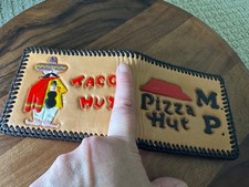 Pizza Hut Taco Hut vintage men’s wallet billfold Americana fast food advertising