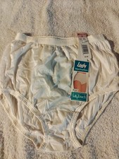 Vtg Lady Manhattan Size 7 Silky Soft Touch 100 Nylon Brief Panties NWT
