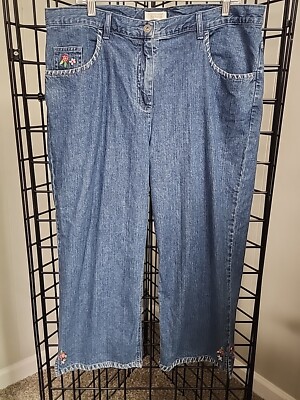 Christopher & Banks Women's Embroidered Floral Capri Jeans Size 16W NWT Blue 16