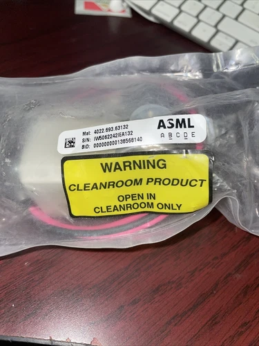 ASML OZONE LAMP ASSY P/N 4022.693.63132 , NOS New Sealed.