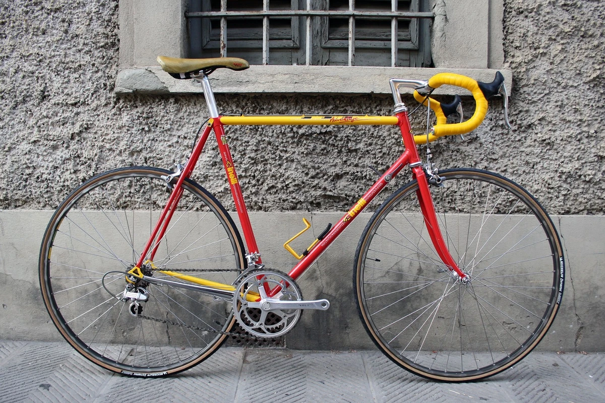 Building a Cinelli SuperCorsa with a mix of vintage components