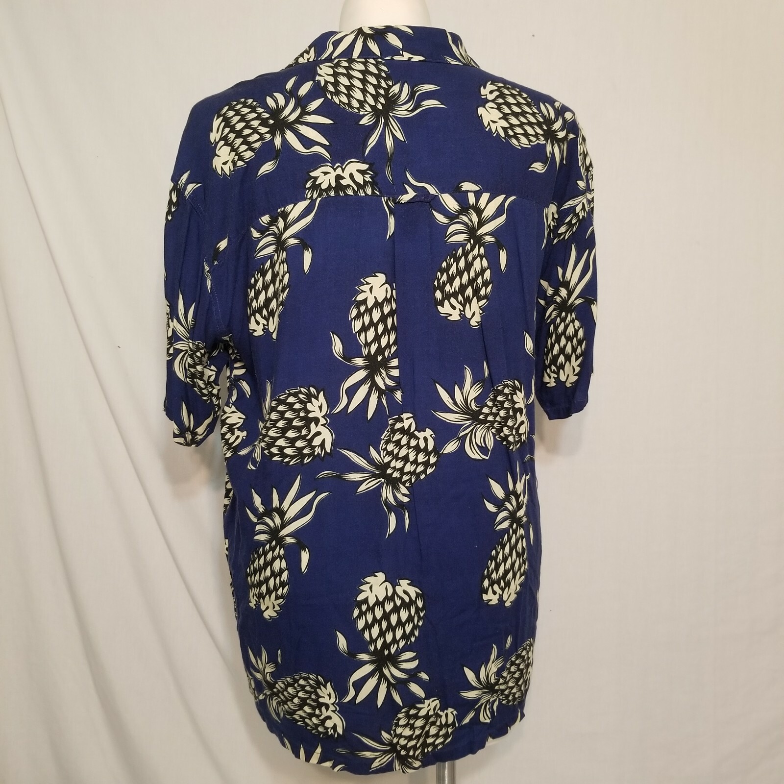 Basic Editions Men's XLarge Hawaiian Tropical Car… - image 3