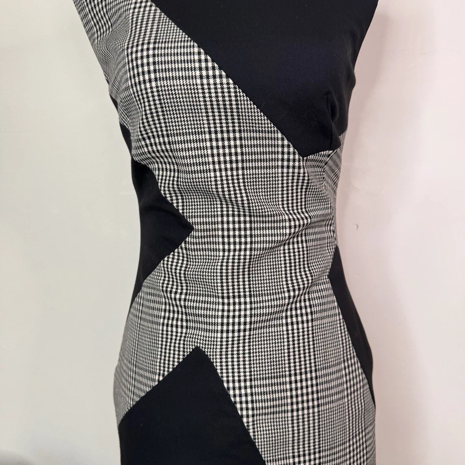 Vestido Lápiz Alexander McQueen Rebanadas Mezcla Lana Seda Negro Cuadros Talla 2 $2701 Foto 4 de 4