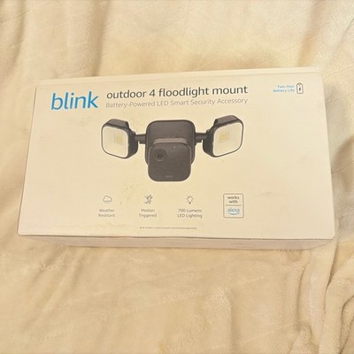 Blink Outdoor 4 Floodlight Mount Battery Powered LED Smart Security Accessory