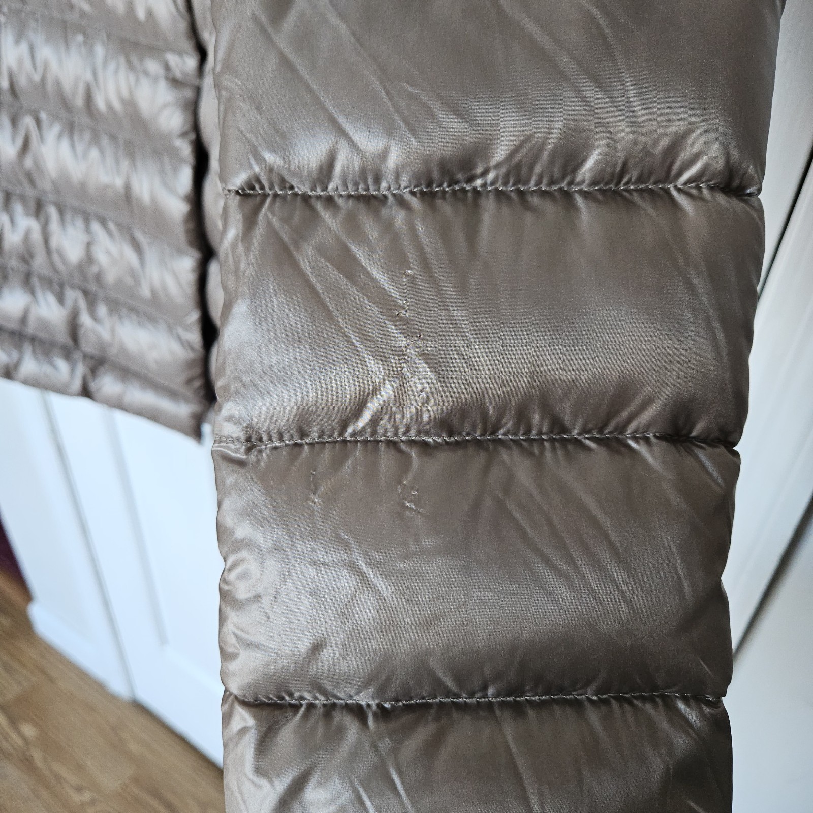 Womans Herno Authentic Down Puffer Jacket Size 48… - image 5