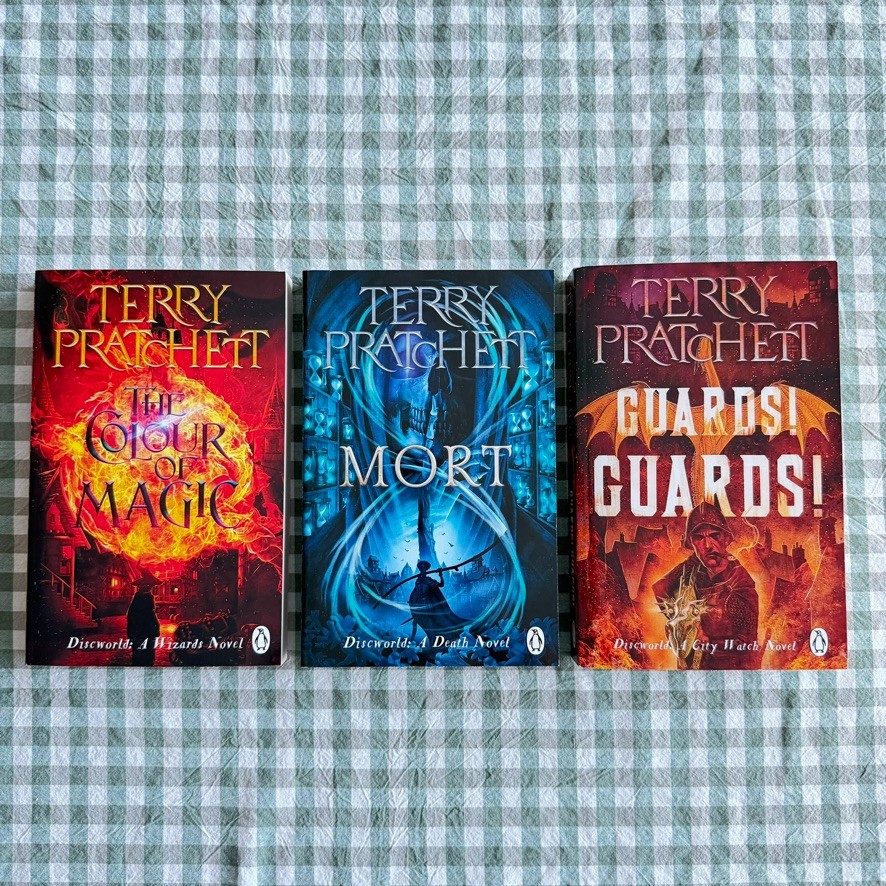 Terry Pratchett Discworld Novels - 3 Books Collection Paperback