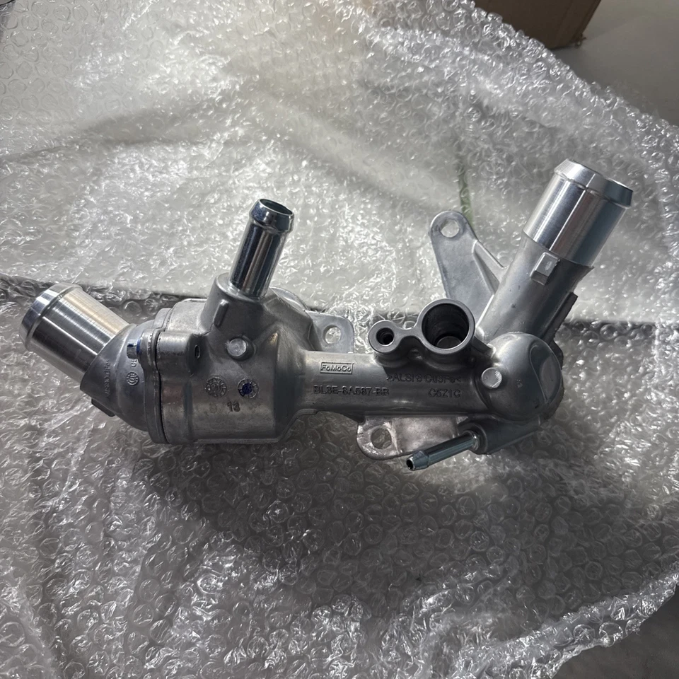 Conjunto de termostato OEM NUEVO RH -244 1X Ford Explorer - F150 - Mustang 2011-20 Foto 4 de 4