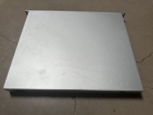 Ubiquiti US-48-75 70Gbps 48ports 750W Managed Ethernet Switch - Picture 2 of 3
