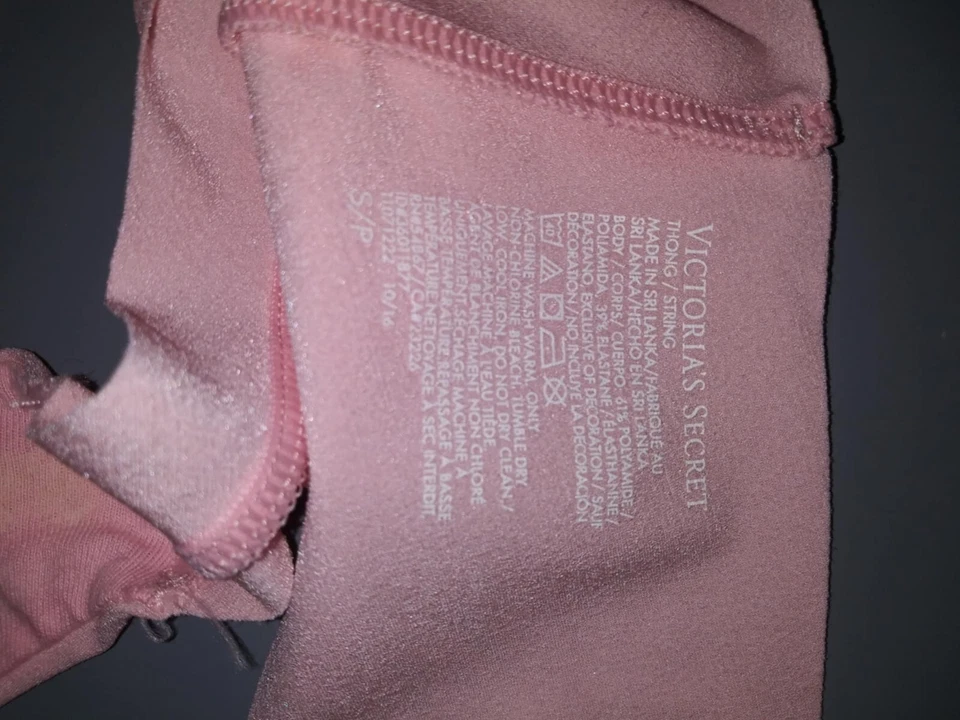 Tanga Vintage Victoria's Secret De Colección Suave Rubor Femenino Desnudo Rosa Pequeña Linda S Foto 4 de 4