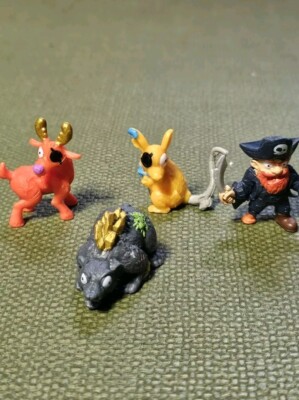 Zuru Smashers Dino Island Minis