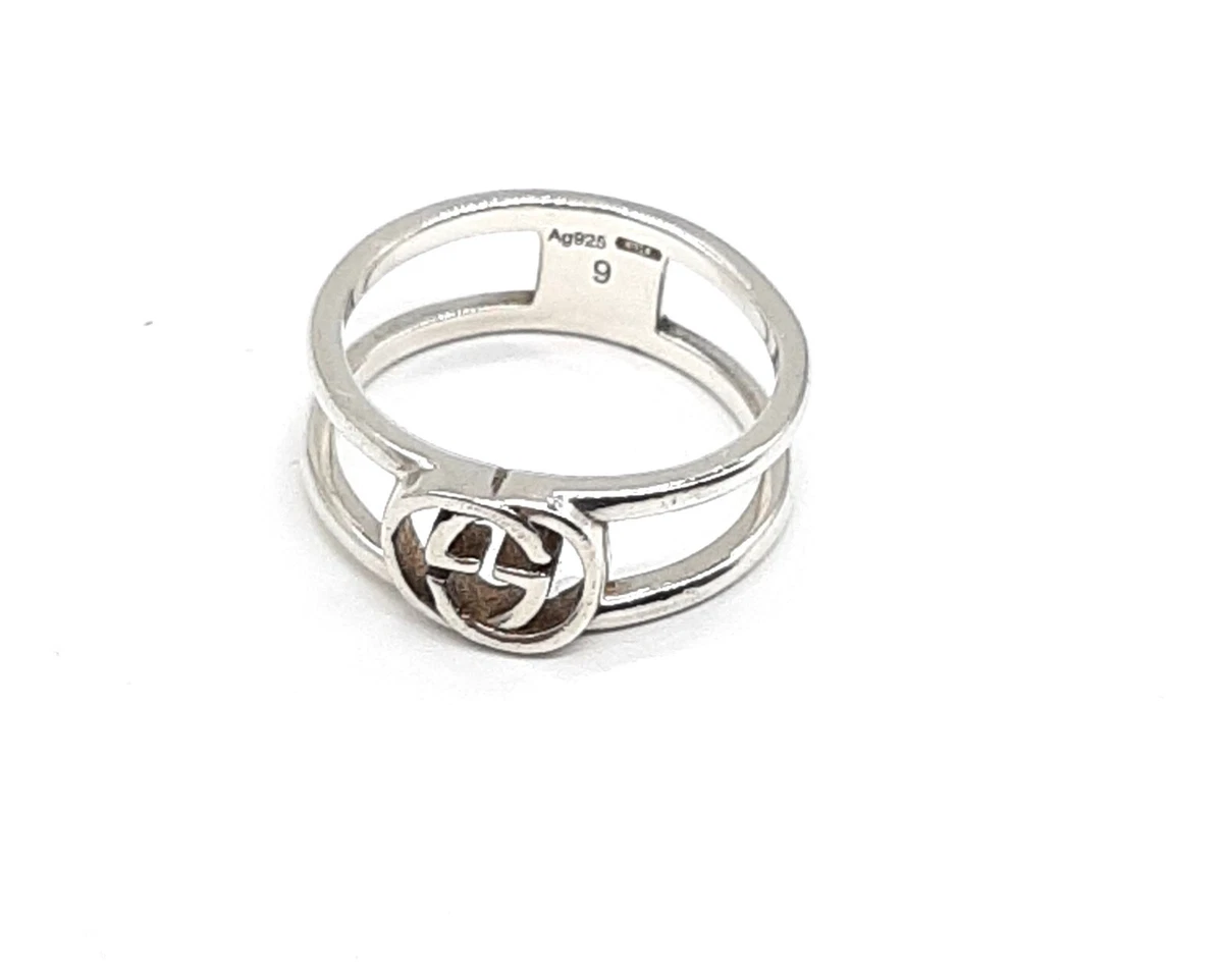 Gucci Interlocking G ring in silver