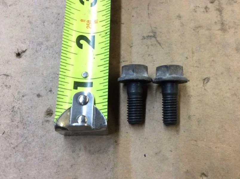 16 17 2016 2017 福特 EXPLORER 后制动计算器安装螺栓 — 第 2/4 张图片