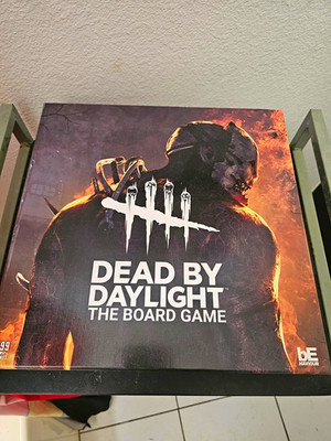 Level 99 Games Dead by Daylight Board Game 3-5 Players 17+ Miniatures 2020
