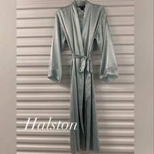 HALSTON Designer Robe with Embroidered Detail Size L/ XL