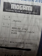Mogami Neglex 2549 22/1P Spiral Shield OFC Balanced  Microphone Cable Blue /25ft