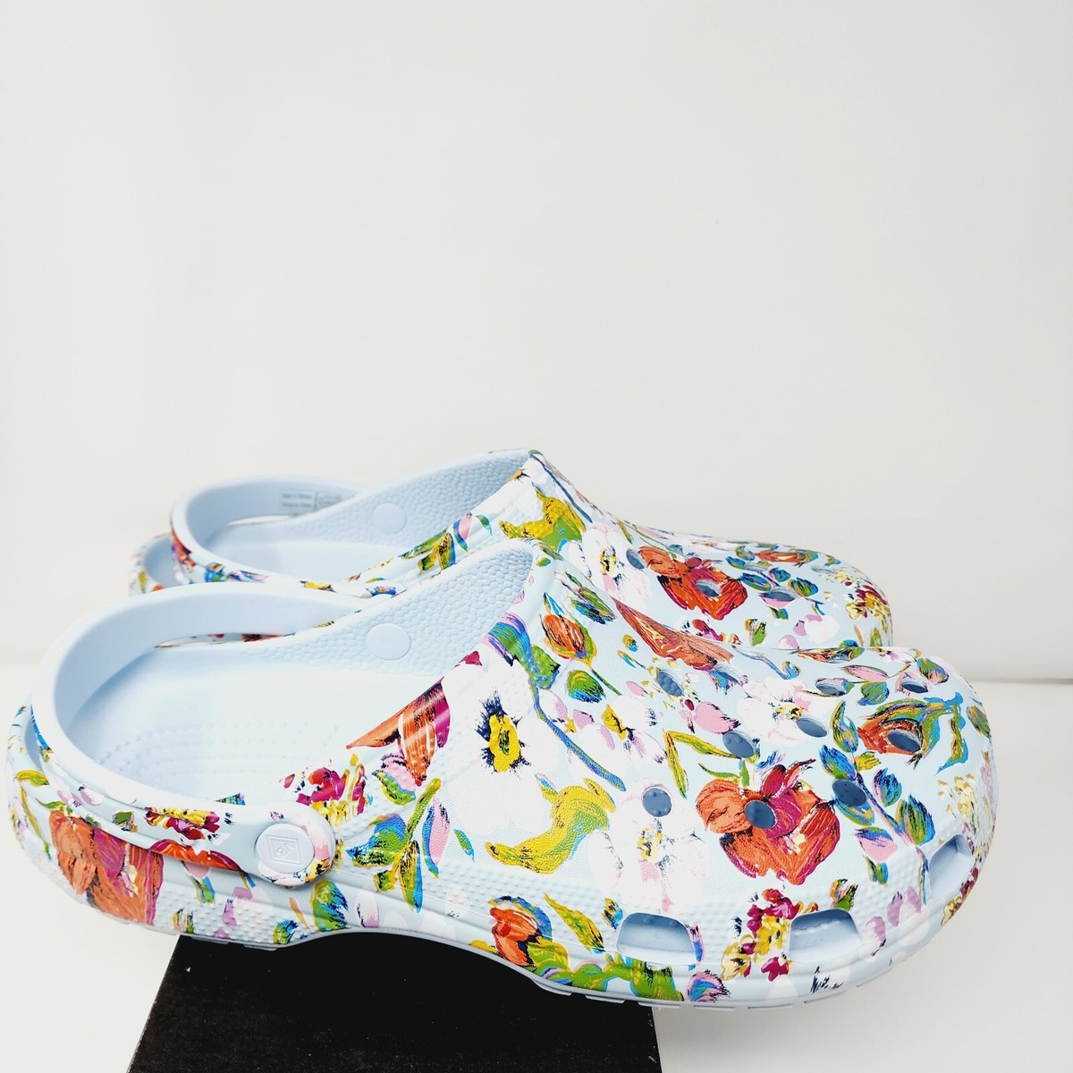 Crocs Vera Bradley Disney Ariel Little Mermaid Floral  display picture 2