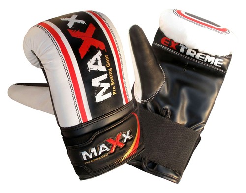 Punch Bag Mitts Boxing Gloves Grappling Punch MMA UFC Muay RRP£ 24.99 NEW Maxx® - Picture 6 of 9