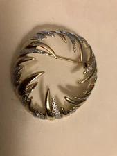 vintage estate two tone circle of life brooch