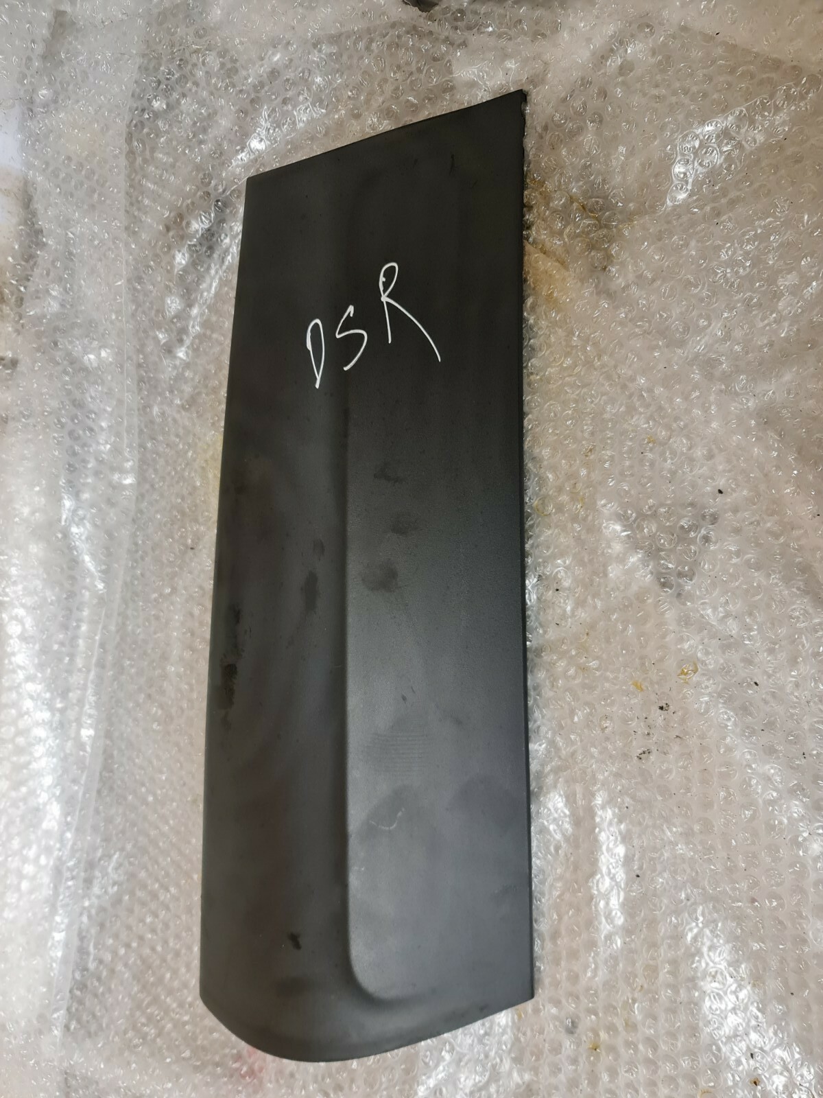 LAND ROVER FREELANDER 2 REAR DRIVER SIDE D PILLAR TRIM 6H5229148  