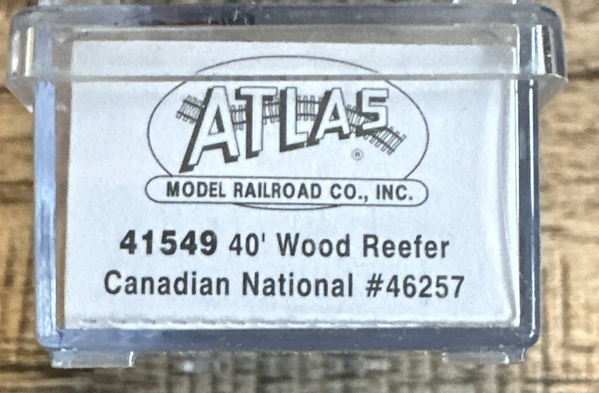 Atlas N Scale #42549 49’ Wood Reefer Canadian National 46257 NIB - Image 2 of 4