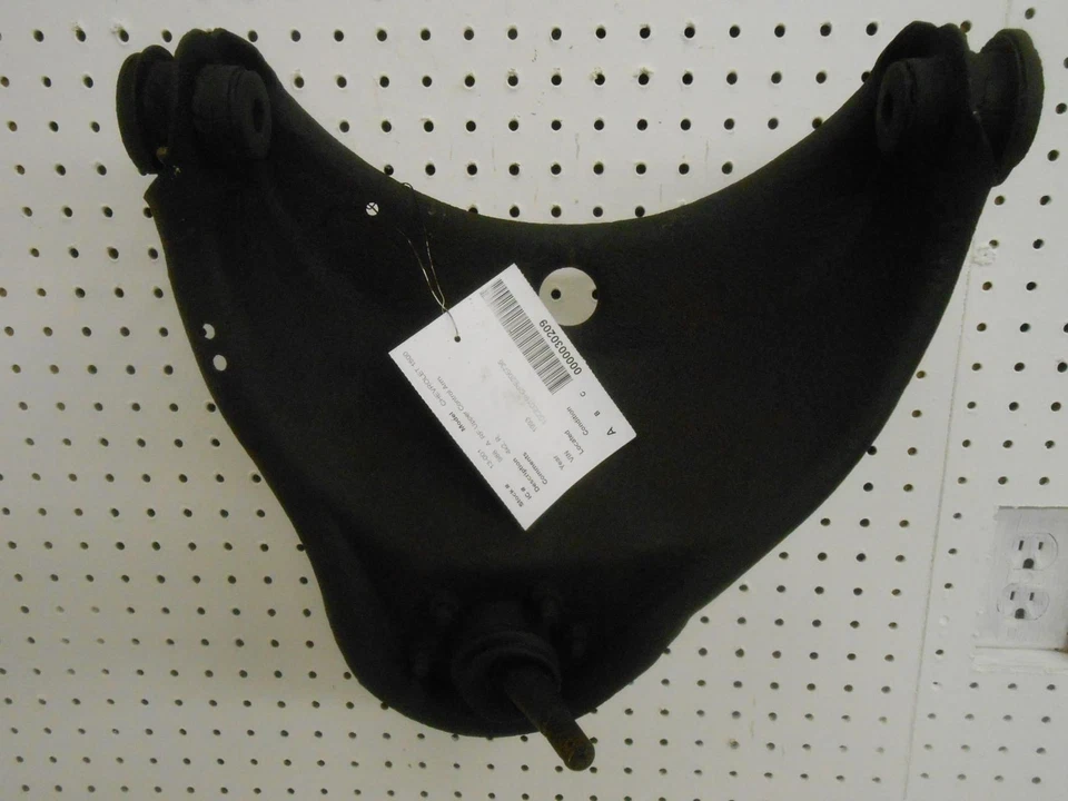 Upper Control Arm Right Passenger Side Chevy GMC C1500 4x2 88 89 90 91 92 93 94 - Image 2 of 4