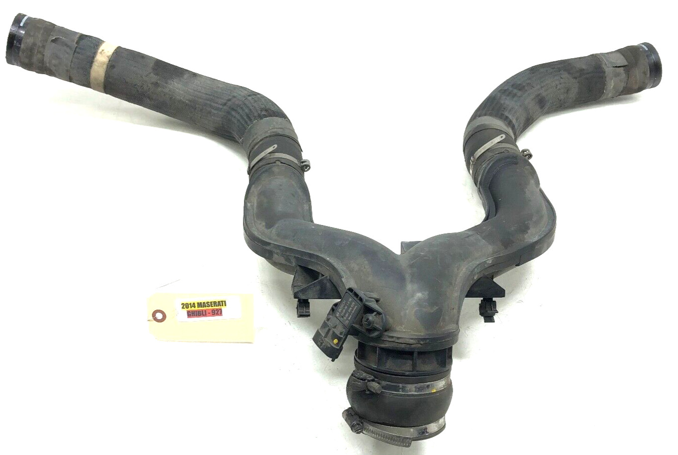 2014-2022 MASERATI GHIBLI 3.0L V6 AIR INTAKE INLET DUCT TUBE.