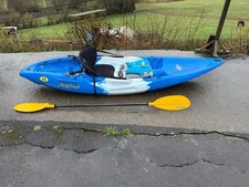 Feelfree Nomad Sit-On-Top Deluxe Sports Kayak