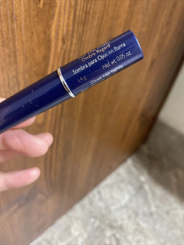 YVES ROCHER COULEURS NATURE Efecto Fresco Sombra de Ojos Stick Nieve Eterna Raro Foto 4 de 4