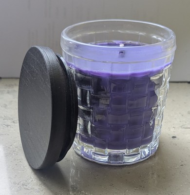 2 x  Duftkerze  Ebony Rose Oudh   je ca. 175 g (je ca. 560 g mit Glas)