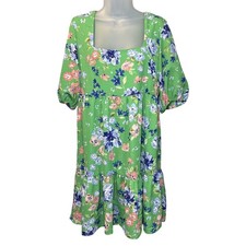 BCBG Paris Large Green Floral Lined Square Neck Tiered Puff Sleeve Mini  derby