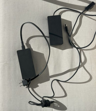 Microsoft Surface Pro Docking Station 1661 W/ 90W Power Supply 1749