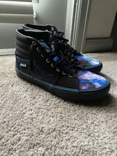 Galaxy Men Vans - Size 9.5