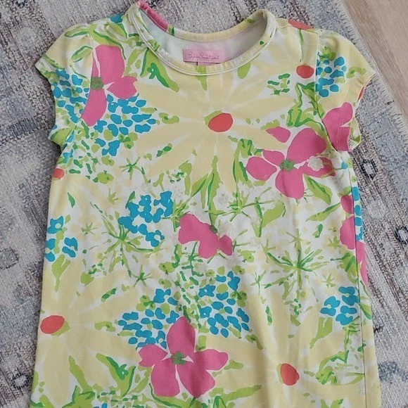 Vestido floral amarillo para niñas Lilly Pulitzer talla M (6-7) Foto 3 de 4