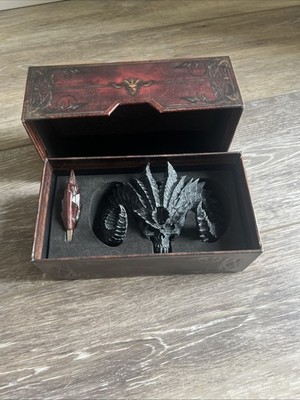 Diablo 3 Collector s Edition Skull & Soulstone USB in box. - Not Tested
