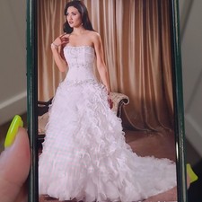 MIA SOLANO BRIDAL Strapless WHITE Ball Gown Wedding Dress Train Buttons Size 2