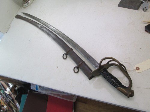 US CIVIL WAR CAVALRY SWORD AND SCABBARD AMES MAKER DATED 1865 CLEAN BLADE #T57