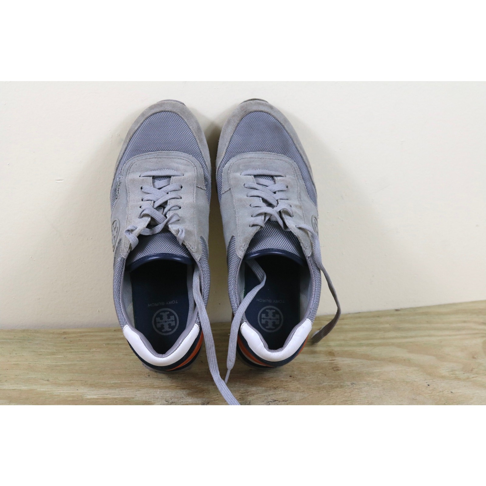 Tory Burch Sneakers Womens 8.5M Gray Leather Sawtooth Logo Shoes Athletic thumbnail 4