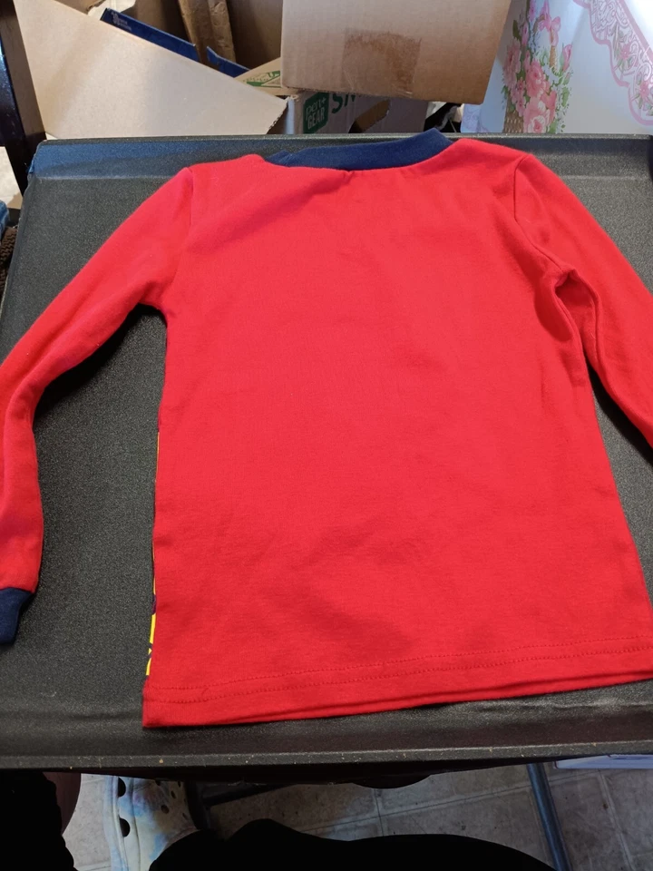 Camiseta kidgets 4 roja con dinosaurio Foto 3 de 4