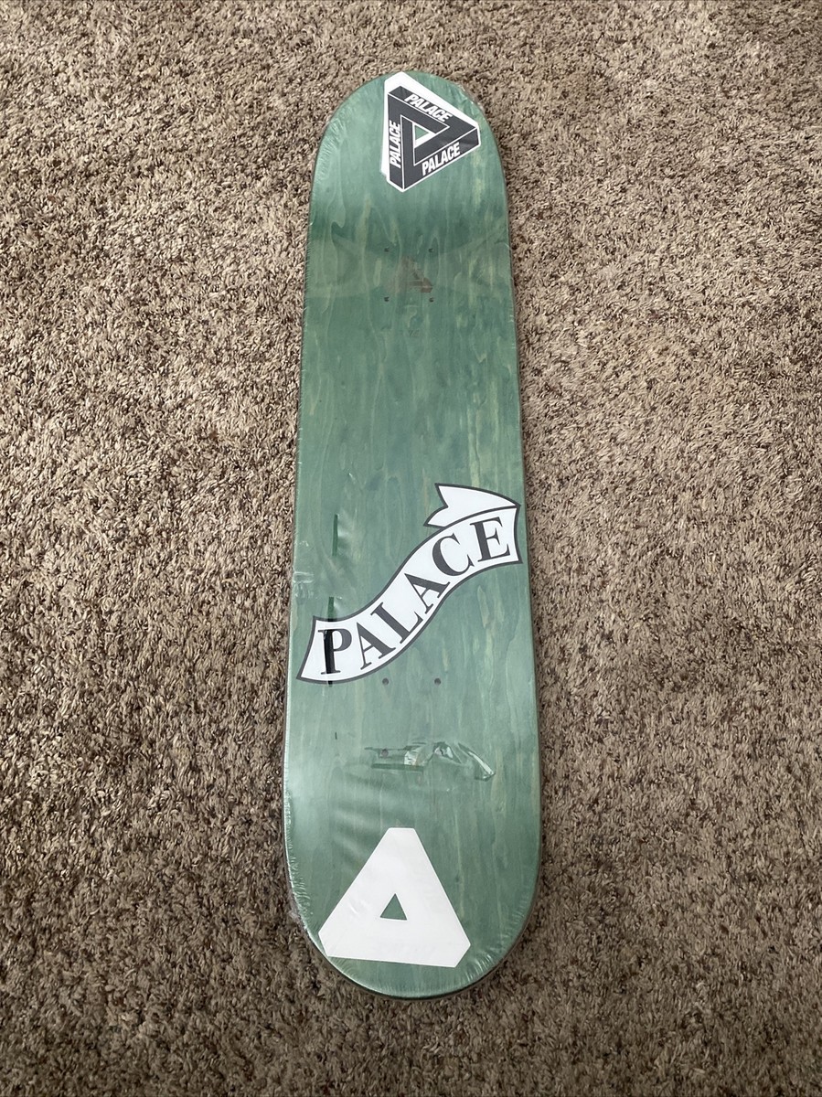 パレス スケートボード　Palace Hesh Skull 7.75\