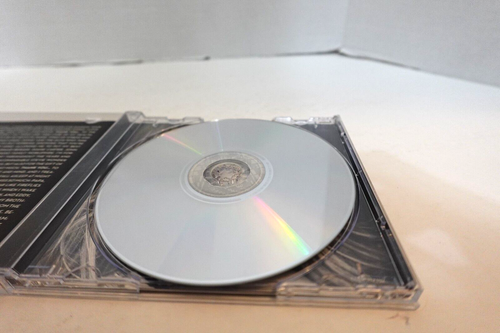 Céline Dion: Loved Me Back to Life (CD) - Picture 5 of 5