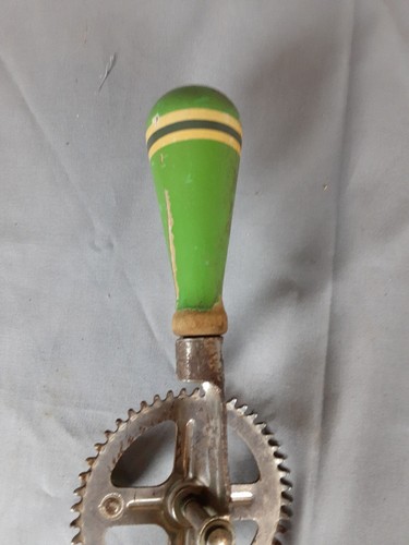 Egg Beater Green Wood Handle Vintage Ekco A&J Kitchen Utensil Cooking Mixer - Picture 6 of 8