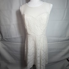Dreamy Flirty Francesca's White Lace Illusion Skater Dress Medium Bridal Summer