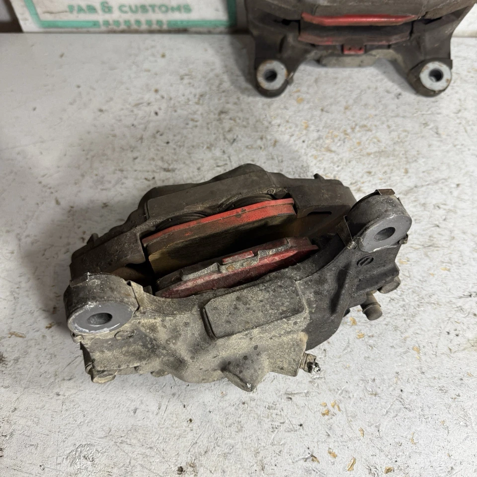 86-91 马自达 RX7 4 活塞前制动卡钳 FC 左右对 — 第 3/4 张图片