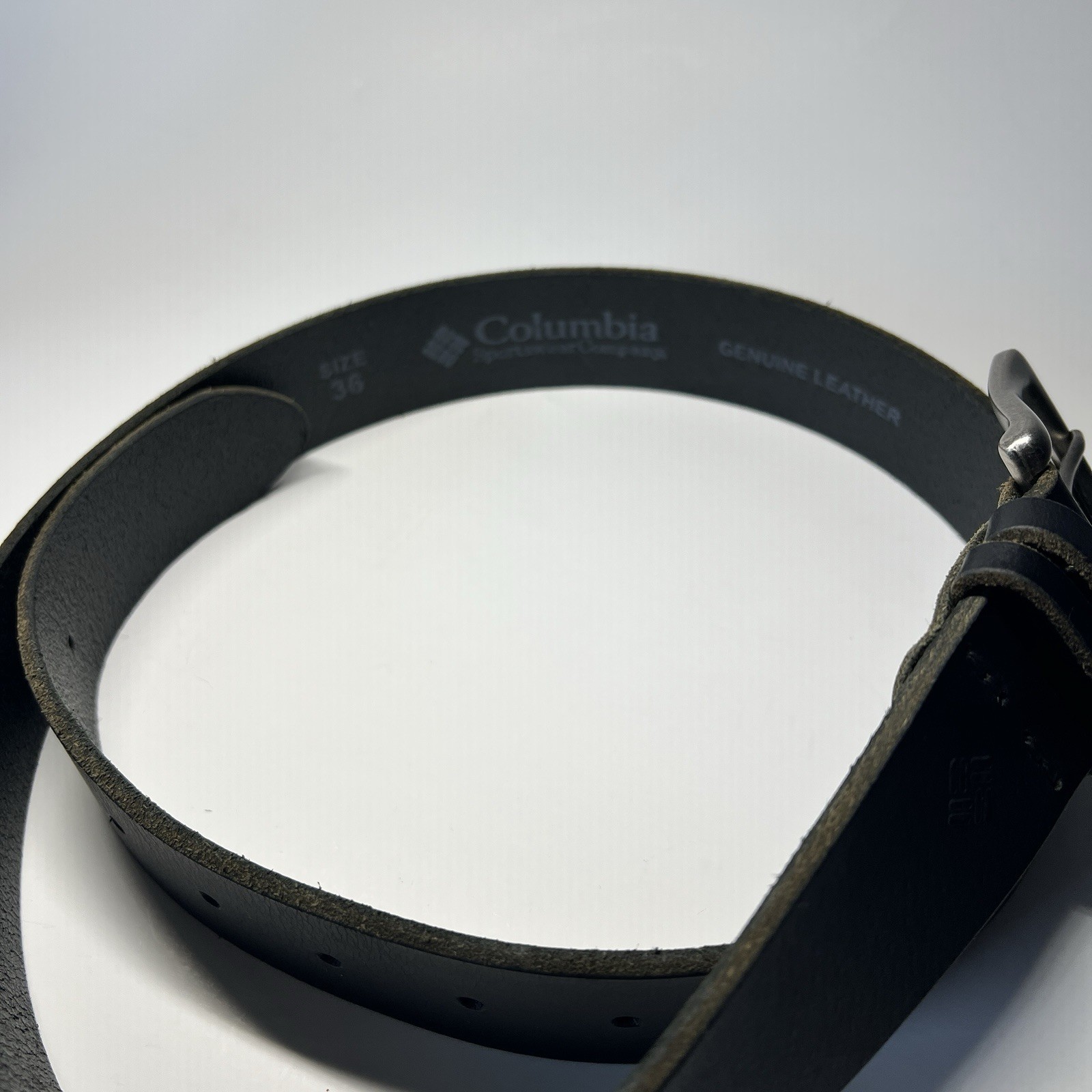 Columbia Men’s Black Leather Belt Size 36 Silver Square Buckle thumbnail 7