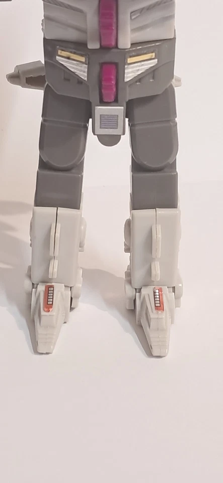 Transformers Abominus Hun-grrr G1 Terrorcon Vintage - Image 4 of 4