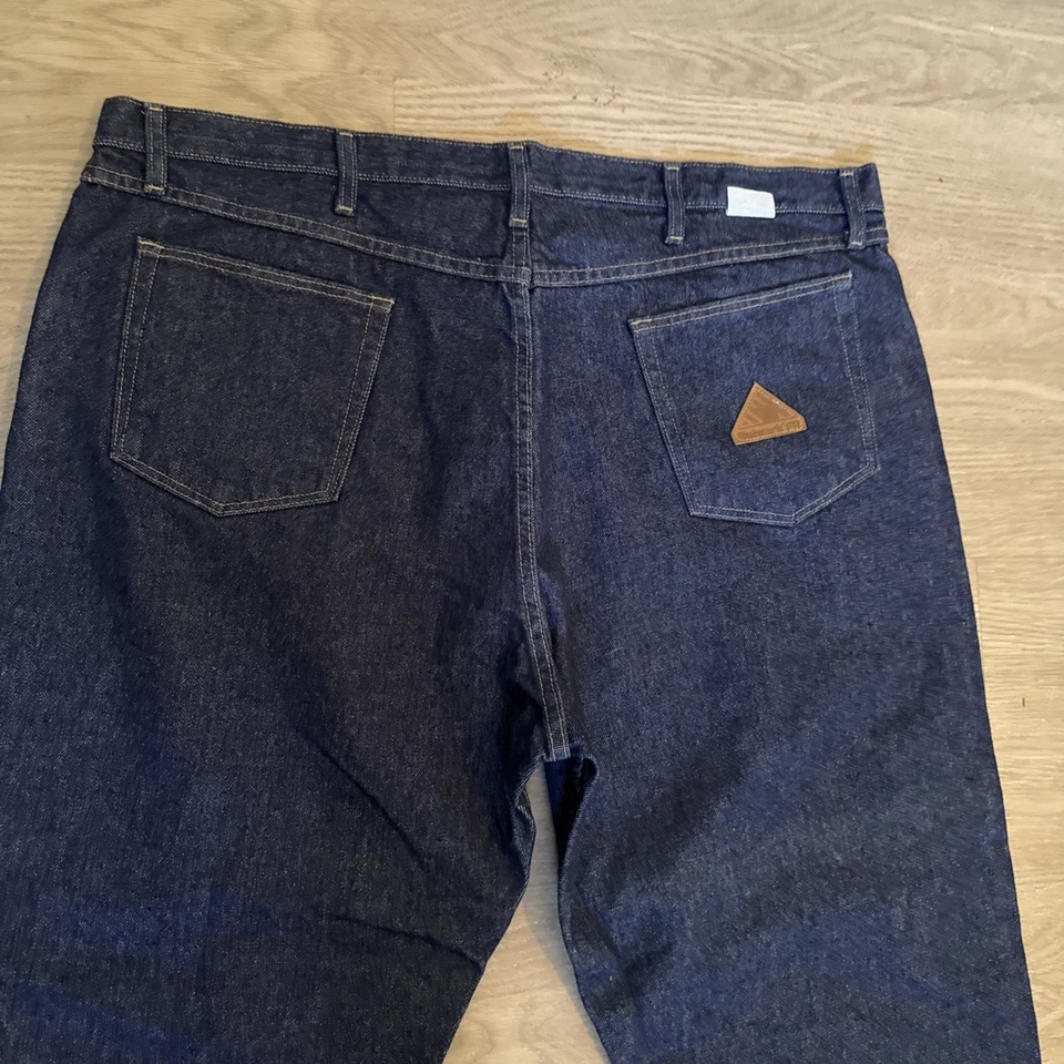 Pantalones de mezclilla Bulwark FR para hombre calce relajado rectos resistentes al fuego talla 46X32 Foto 3 de 4