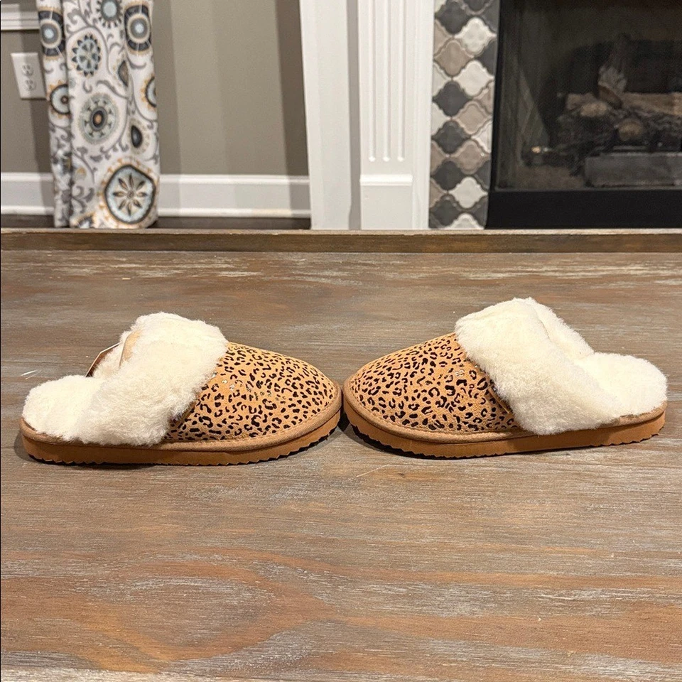Chinelos Shearling com estampa de leopardo EMU Ridge tamanho 6 novo na caixa aconchegante forrado de lã - Imagem 2 de 4
