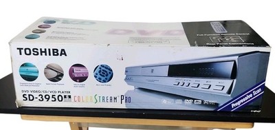 Toshiba DVD Player Video CD VCD Player Color Stream Pro SD-3950 Silver  w/Remote